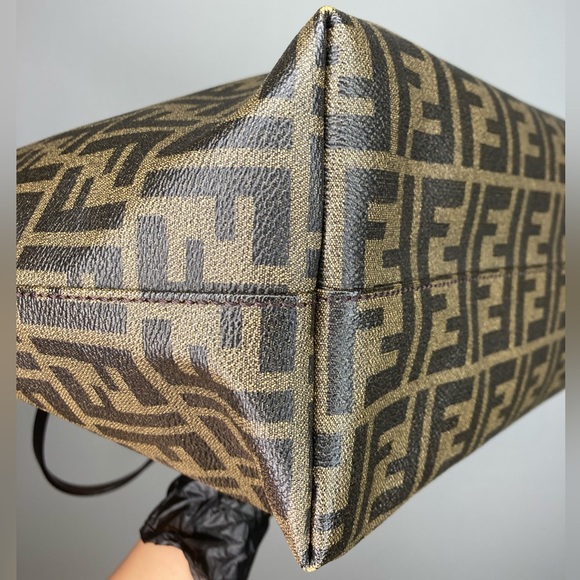 Authentic Fendi Zucca Canvas Tote - Picture 9 of 15